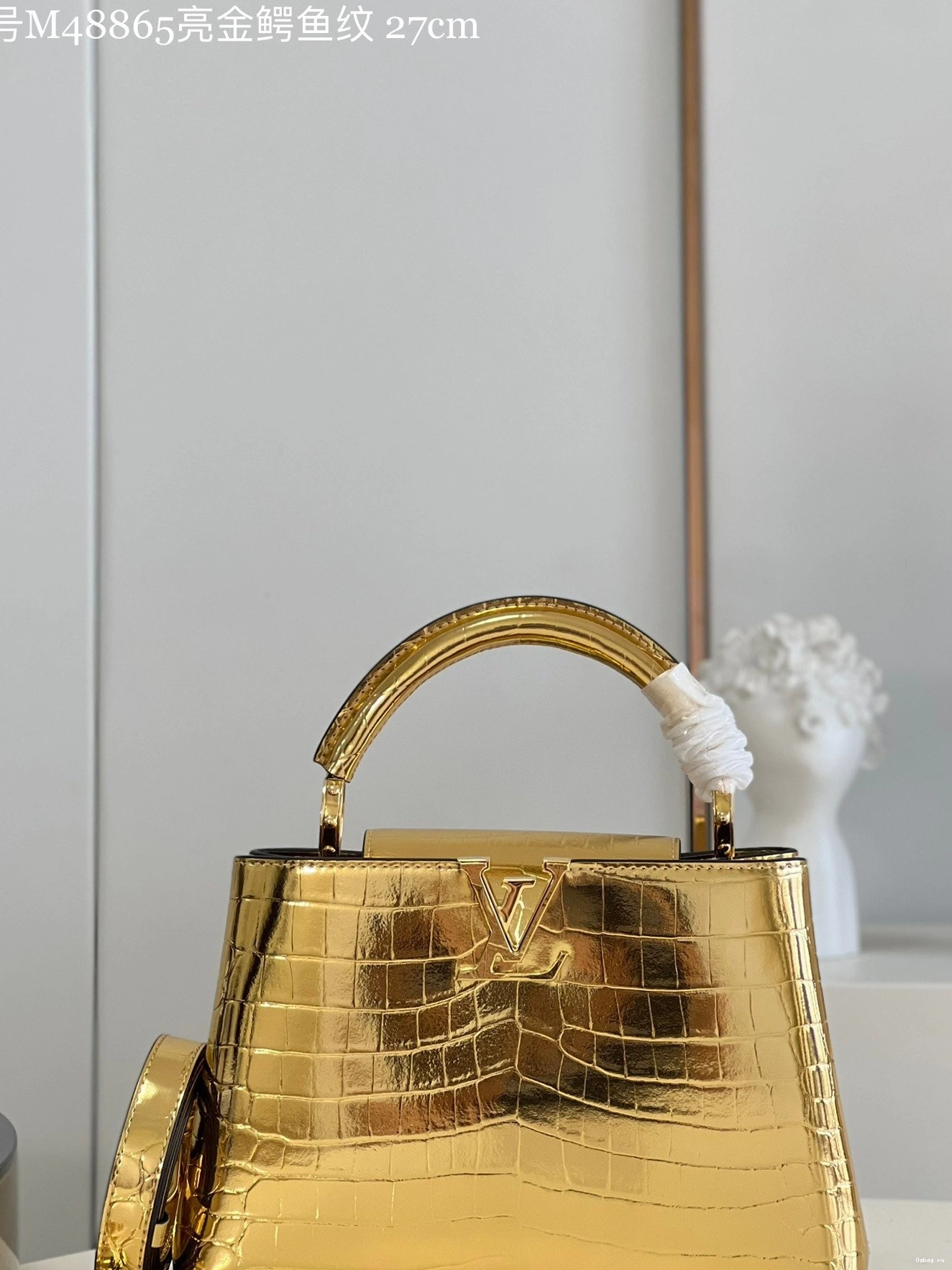 CAPUCINES LOUIS VUITTON BB 0824